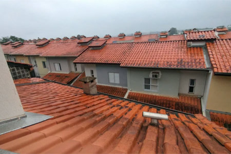 Casa à venda com 2 quartos, sendo 1 suíte,  no condomínio Residencial Viva Vida, Cotia - SP