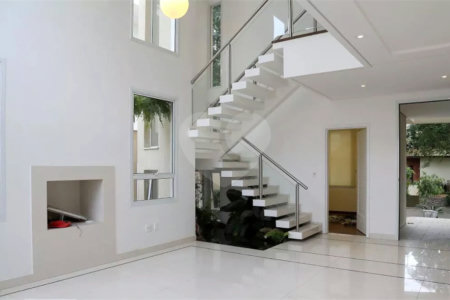 Casa à venda com 3 suítes no condomínio Residencial Morumbi, São Paulo - SP