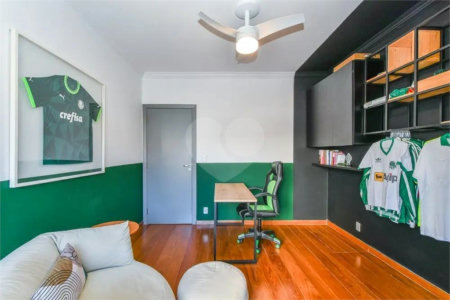 Sobrado à venda com 4 quartos, sendo 1 suíte, em Vila Cruzeiro, São Paulo, SP