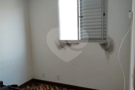 Apartamento no condomínio Monte Everest dispondo de 48m²