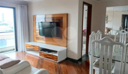 Apartamento à venda com 3 quartos, sendo 1 suíte,  em Mooca, São Paulo, SP