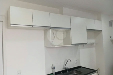 Apartamento à venda com 2 quartos em Lapa, São Paulo, SP