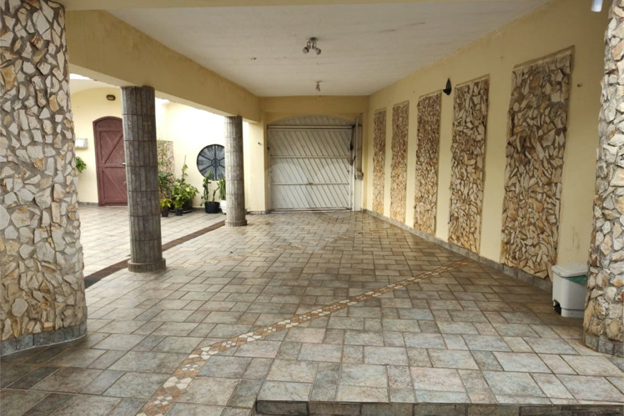 Casa Térrea à venda com 6 quartos, sendo 4 suítes, em Cangaíba, São Paulo, SP