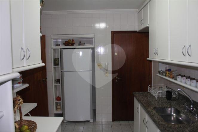 Apartamento à venda com 3 quartos, sendo 1 suíte,  em Fazenda Morumbi, São Paulo, SP