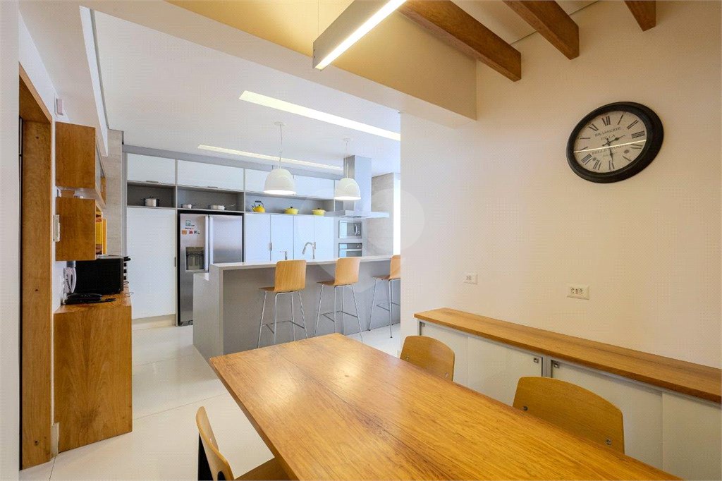 Apartamento à venda com 4 quartos, sendo 1 suíte, em Jardim América, São Paulo, SP