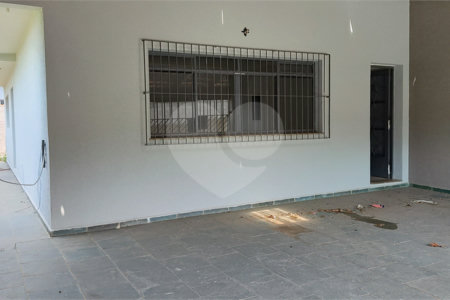 Sobrado à venda com 3 quartos, sendo 1 suíte, em Ressaca, Atibaia, SP