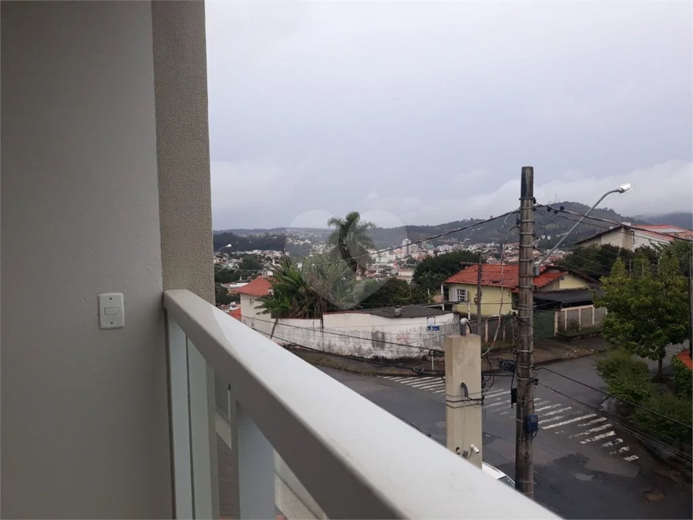 Apartamento à venda com 2 quartos, sendo 1 suíte,  em Jardim Brasil, São Roque, SP
