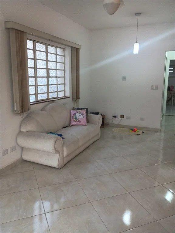 Casa à venda com 4 quartos, sendo 1 suíte, em Vila Cordeiro, São Paulo, SP