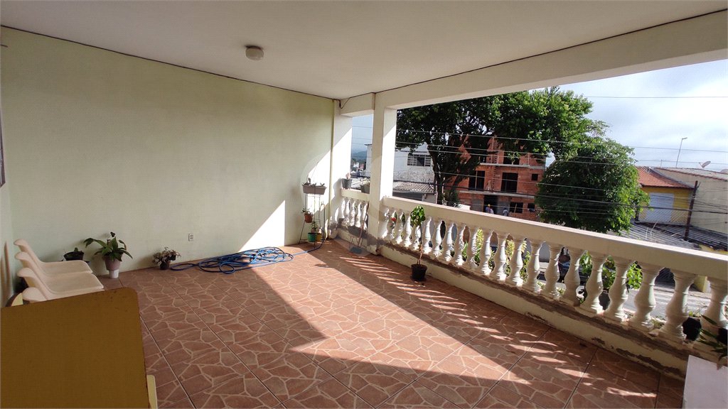 Sobrado à venda com 3 quartos, sendo 1 suíte, em Tremembé, São Paulo, SP