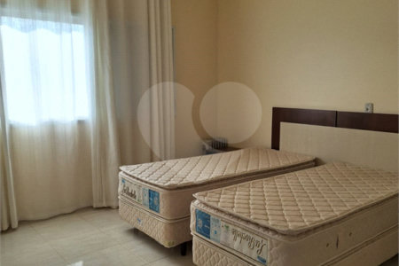 Casa à venda com 4 suítes no condomínio Bougainville, Peruíbe - SP
