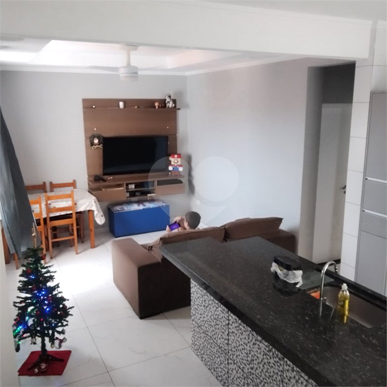 Apartamento à venda com 2 quartos em Maracanã, Praia Grande, SP