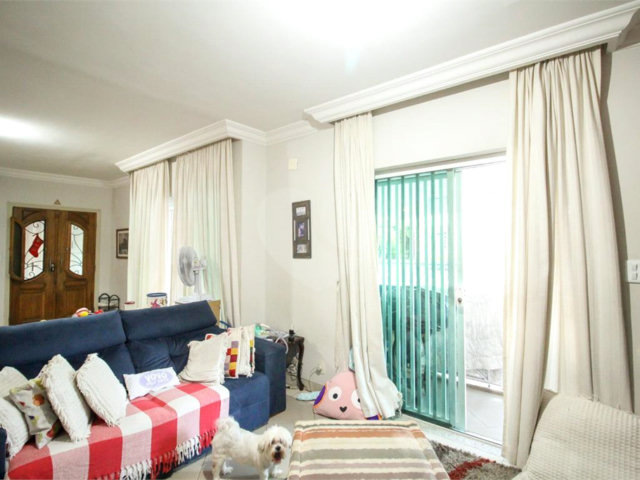 Casa à venda com 5 quartos, sendo 3 suítes,  em Santana, São Paulo, SP