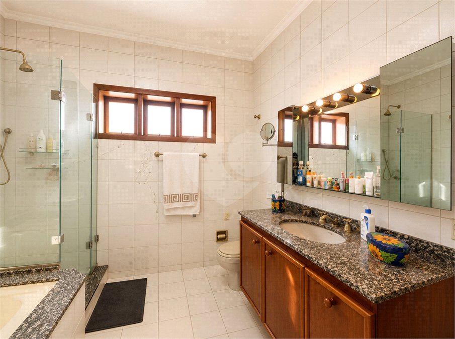 Casa à venda ou para alugar com 4 quartos, sendo 3 suítes, no Centro, Itapetininga, SP