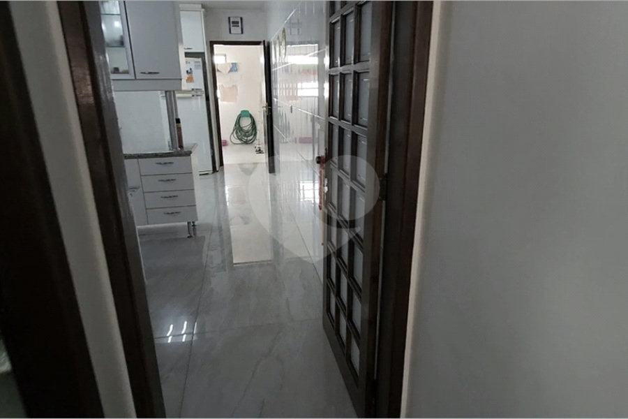 Casa à venda com 4 quartos, sendo 1 suíte, em Parada Inglesa, São Paulo, SP