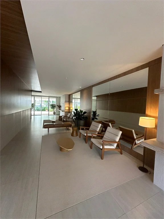 Apartamento à venda com 3 quartos, sendo 1 suíte, em Brooklin Paulista, São Paulo, SP