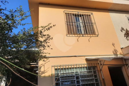 Sobrado à venda com 3 quartos, sendo 1 suíte,  em Interlagos, São Paulo, SP