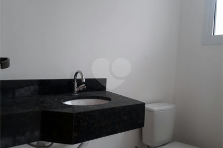 Sala para alugar em Vila Gilda, Santo André, SP