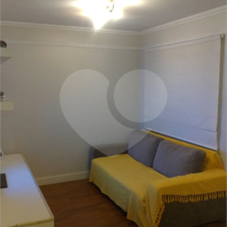Casa à venda com 3 quartos, sendo 1 suíte, no condomínio Jardim Previdencia, São Paulo - SP