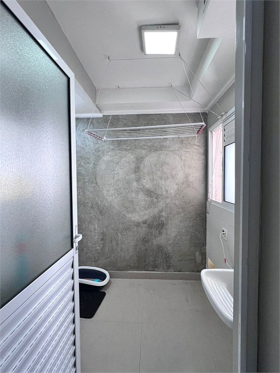 Apartamento à venda com 3 quartos, sendo 1 suíte,  em Vila Lusitânia, São Bernardo do Campo, SP