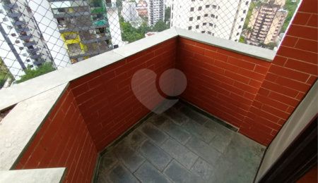 Apartamento à venda com 3 quartos, sendo 1 suíte,  em Jardim Sul, São Paulo, SP