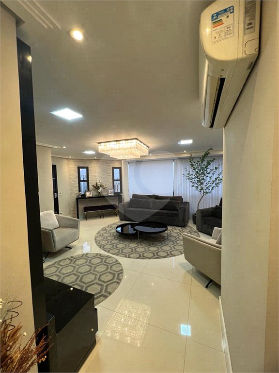 Apartamento à venda com 3 suítes em Santana, São Paulo, SP