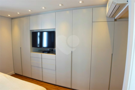 Apartamento à venda com 2 suítes em Santa Cecília, São Paulo, SP