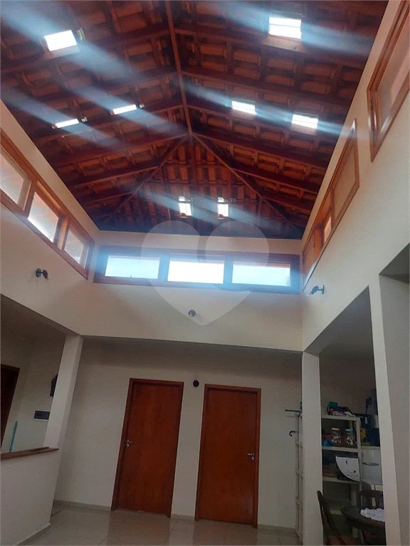 Casa à venda com 4 suítes no condomínio Parque dos Resedas, Itupeva - SP