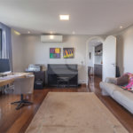 Apartamento à venda com 4 quartos, sendo 2 suítes,  em Jardim Parque Morumbi, São Paulo, SP