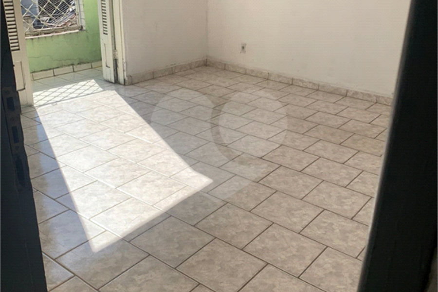 Sobrado à venda com 3 quartos em Vila Guilherme, São Paulo, SP