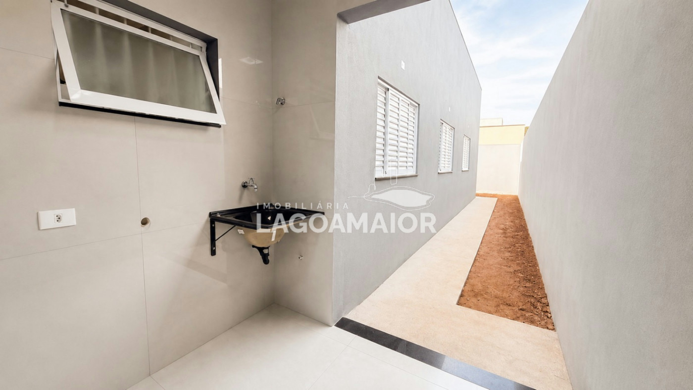 Casa à venda com 3 quartos, sendo 1 suíte, em Bela Vista da Lagoa, Três Lagoas, MS