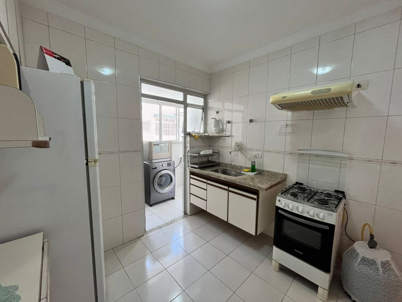Apartamento à venda, 77 m² por R$ 480.000,00 - Jardim Las Palmas - Guarujá/SP