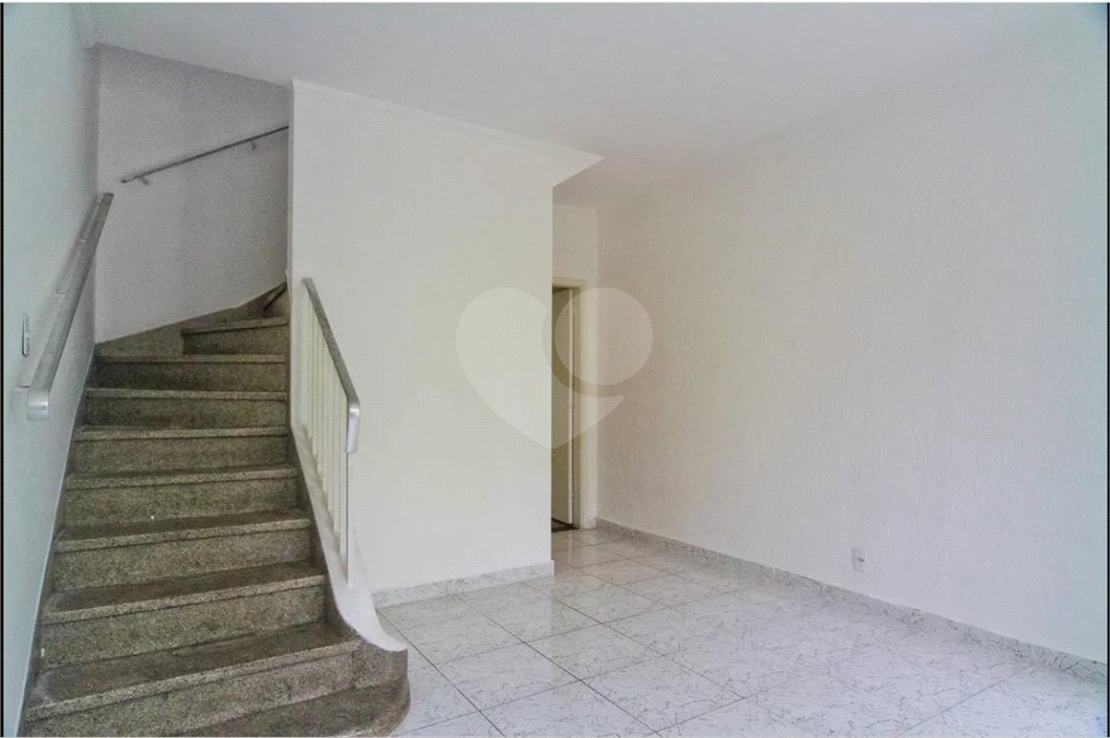Sobrado à venda com 3 quartos em Santana, São Paulo, SP