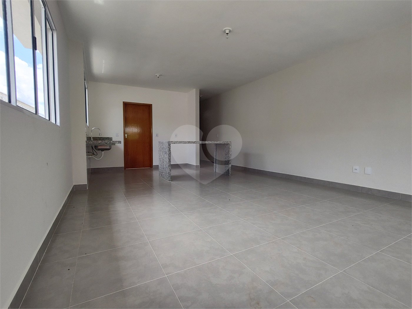 Casa Térrea à venda com 3 suítes em Jardim do Lago, Atibaia, SP