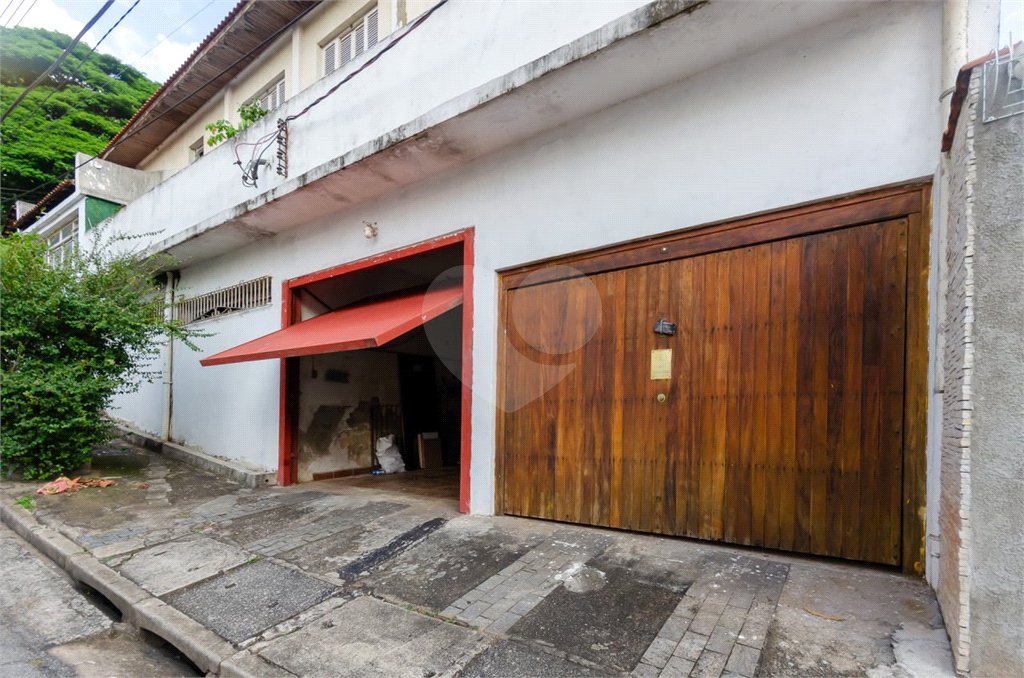 Sobrado à venda ou para alugar com 4 quartos, sendo 1 suíte, em Vila Anglo Brasileira, São Paulo, SP