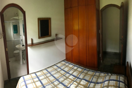 Casa à venda com 5 quartos, sendo 3 suítes, no condomínio Recanto das Flores, Indaiatuba - SP