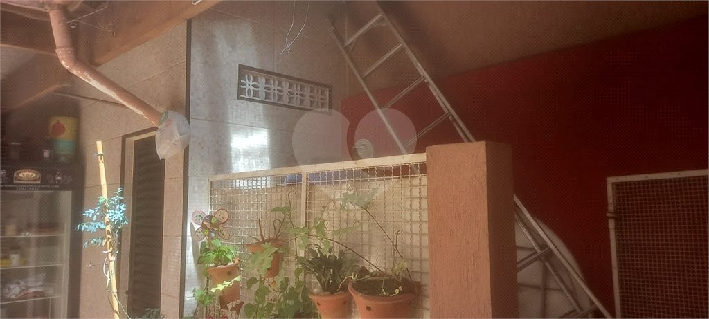 Casa à venda com 3 quartos, sendo 1 suíte,  em Vila Augusta, Guarulhos, SP