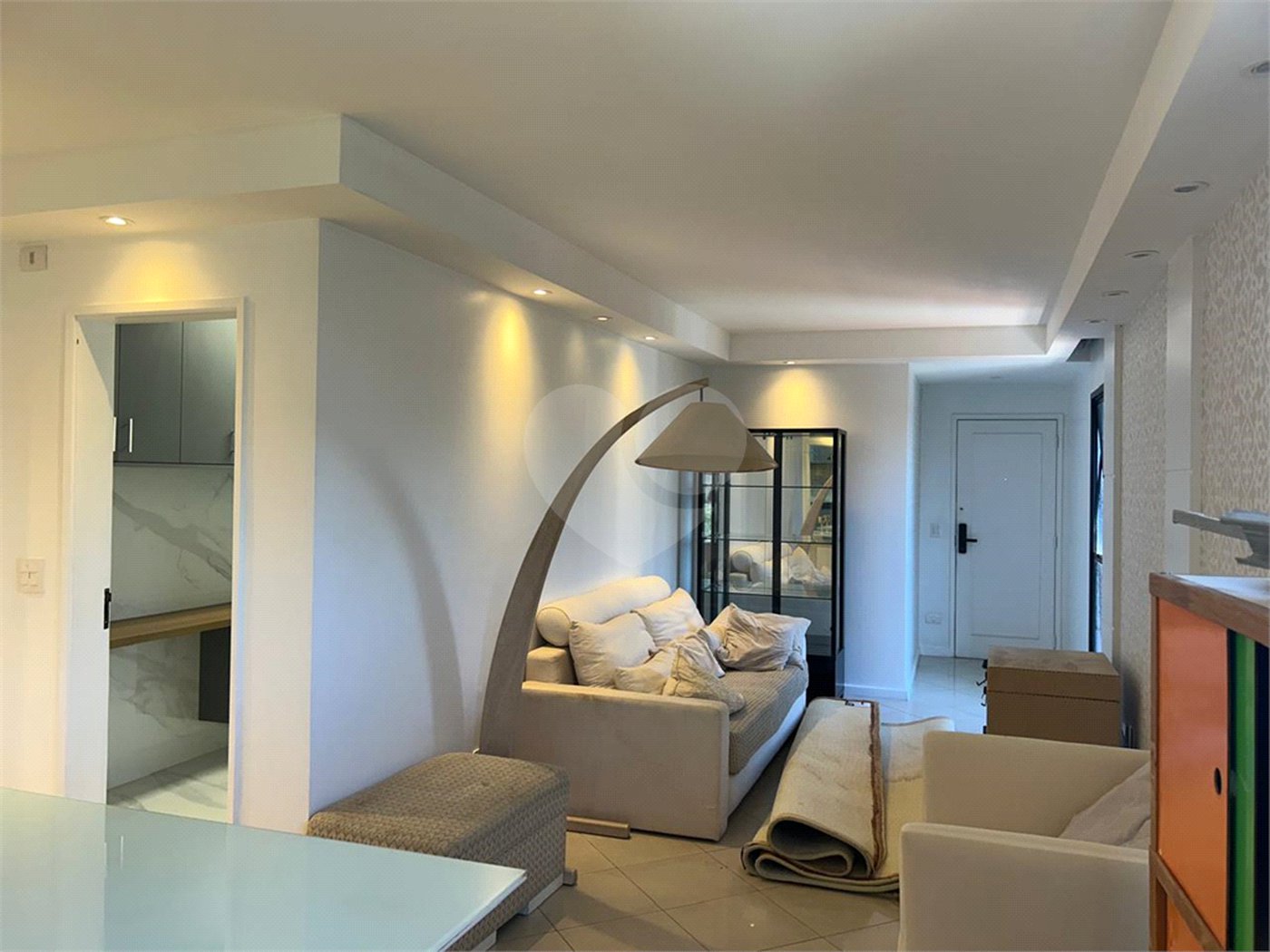 Apartamento para alugar com 3 quartos, sendo 1 suíte,  em Pinheiros, São Paulo, SP