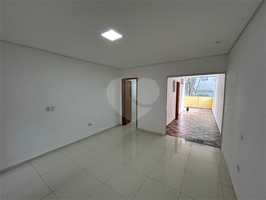 Casa de Vila para alugar com 4 suítes em Vila Romana, São Paulo, SP
