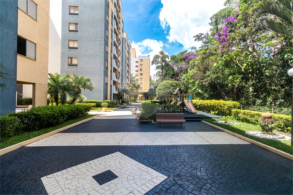 Apartamento à venda com 3 quartos, sendo 1 suíte, em Jardim Marajoara, São Paulo, SP