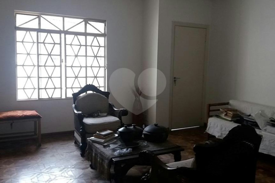 Casa à venda com 6 quartos, sendo 3 suítes, em Jardim São Bento, São Paulo, SP