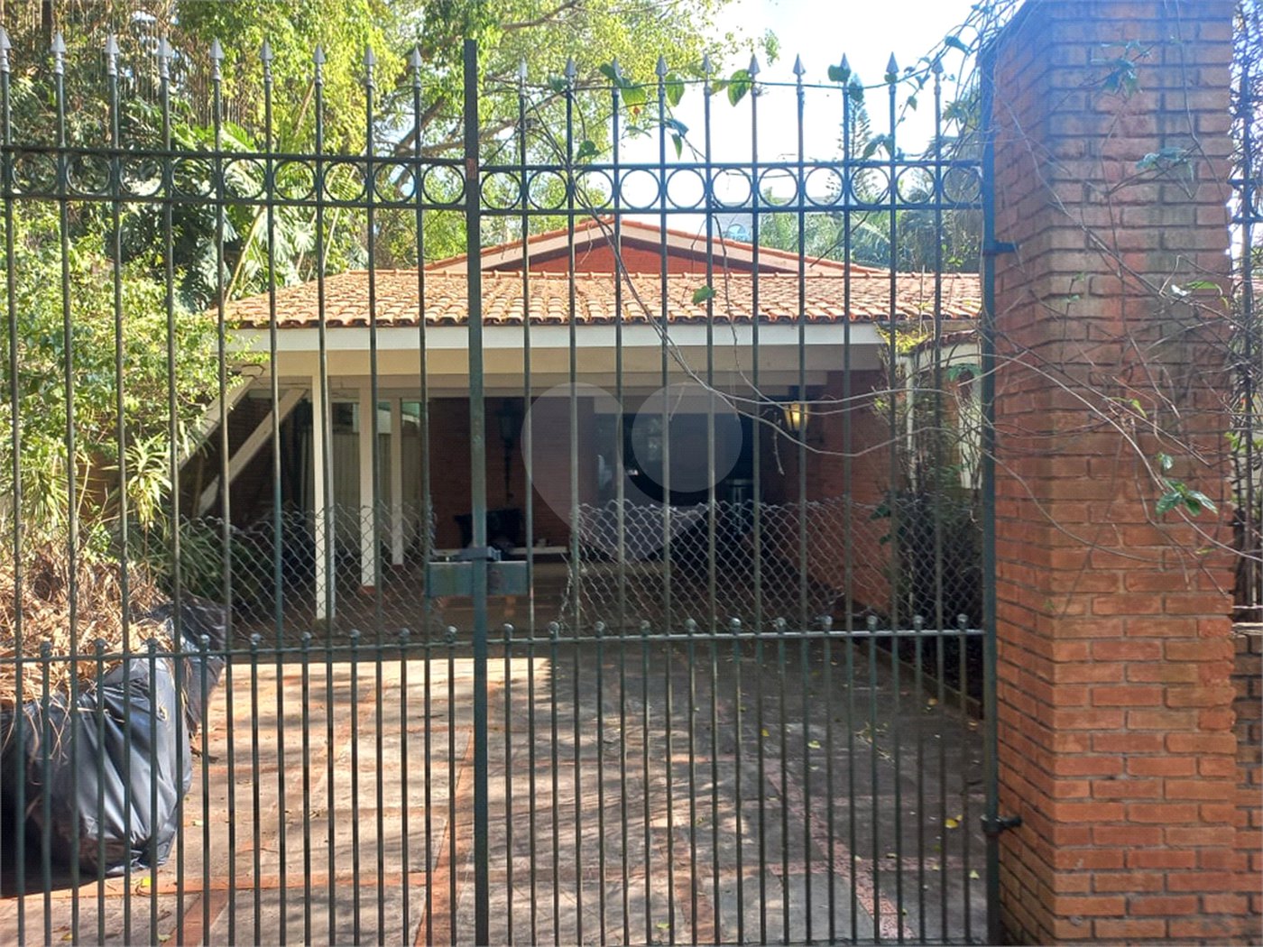 Casa à venda com 3 quartos, sendo 2 suítes, em Morumbi, São Paulo, SP