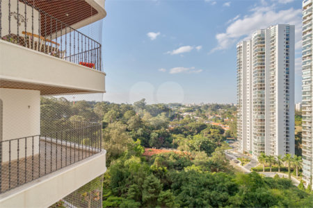 Apartamento à venda ou para alugar com 4 suítes em Alto da Boa Vista, São Paulo, SP