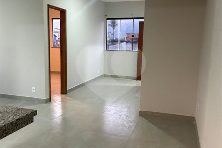 Casa para alugar com 2 quartos em Santíssimo, Rio de Janeiro, RJ