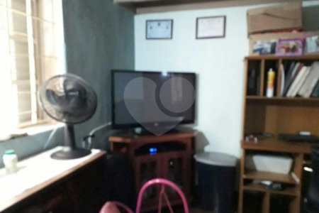 Casa à venda com 3 quartos em Vila Romana, São Paulo, SP