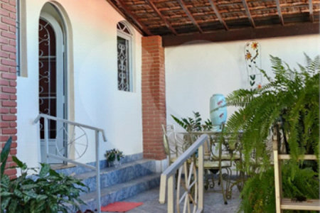 Casa à venda com 2 quartos, sendo 1 suíte, em Dona Edith Campos Fávero, Paulínia, SP