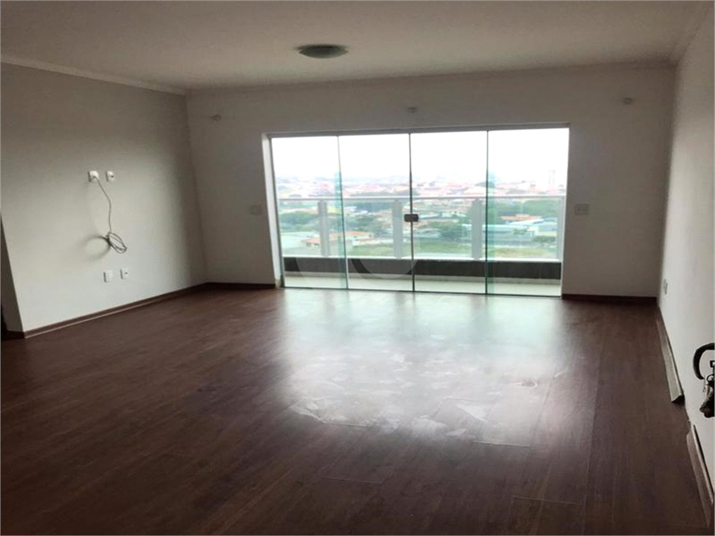 Sobrado à venda com 3 suítes em Vila Haro, Sorocaba, SP