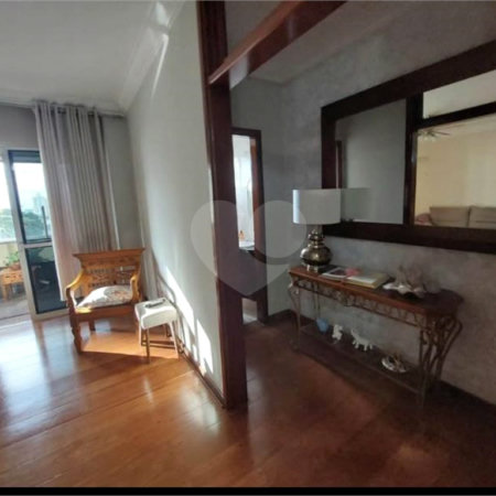 Apartamento à venda com 3 quartos, sendo 1 suíte, no Centro, Araraquara, SP