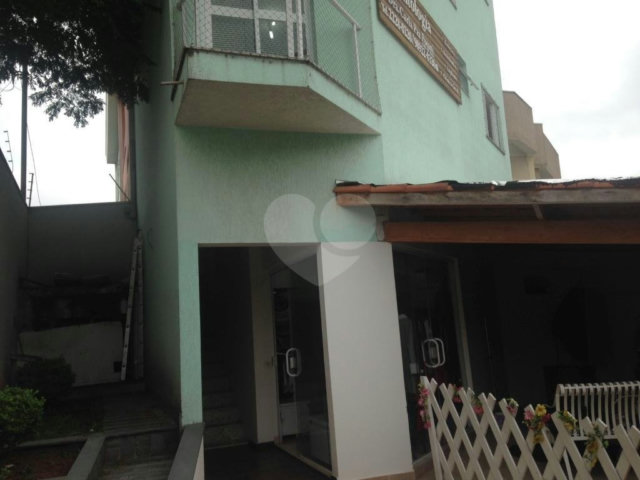 Casa à venda com 2 suítes em Parque das Nações, Santo André, SP