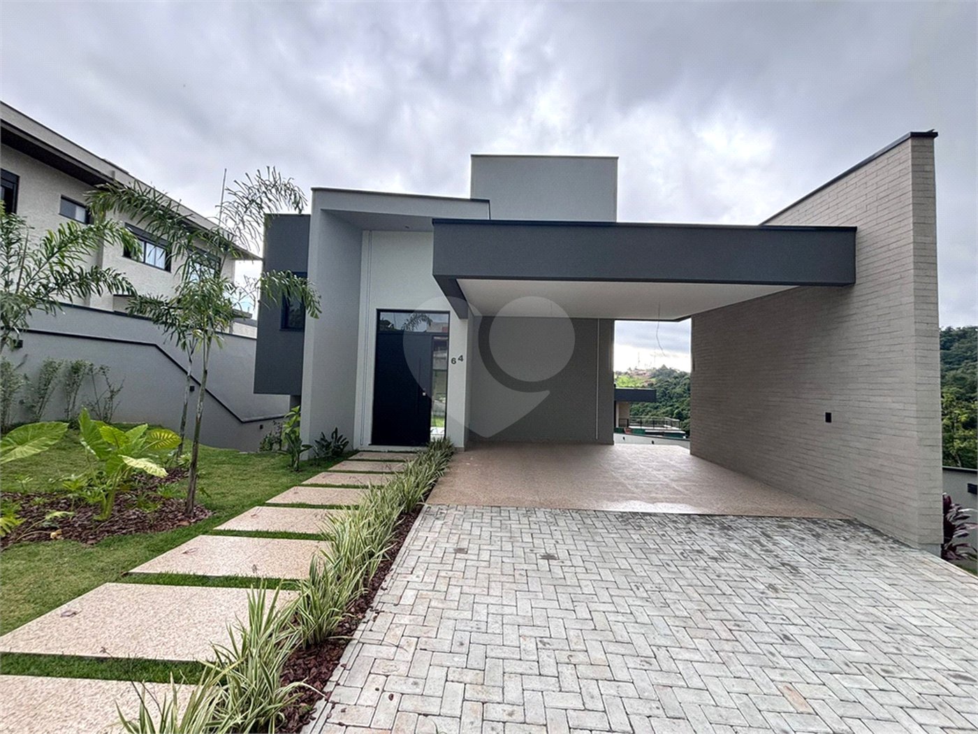 Terreno à venda com 3 suítes no condomínio Quintas da Boa Vista, Atibaia - SP