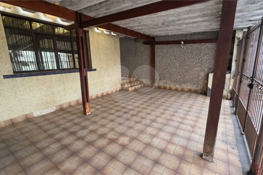 Sobrado à venda com 3 quartos em Vila Guilherme, São Paulo, SP